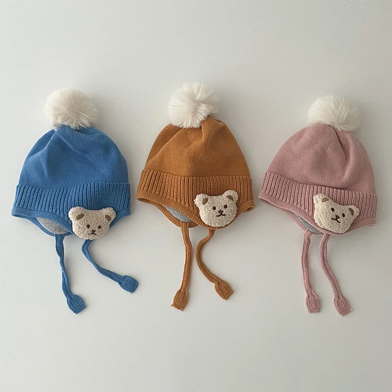 Детские наушники с мультяшным мишкой, зимняя теплая шапочка для защиты ушей, вязаная шапочка для маленьких мальчиков и девочек, милые шапочки-бини на шнуровке для малышей