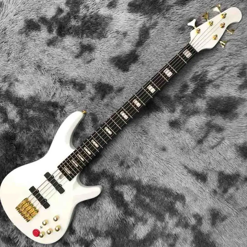Изготовленная на заказ 5-струнная электрическая бас-гитара Grand Nathan East NE Modeling белого цвета