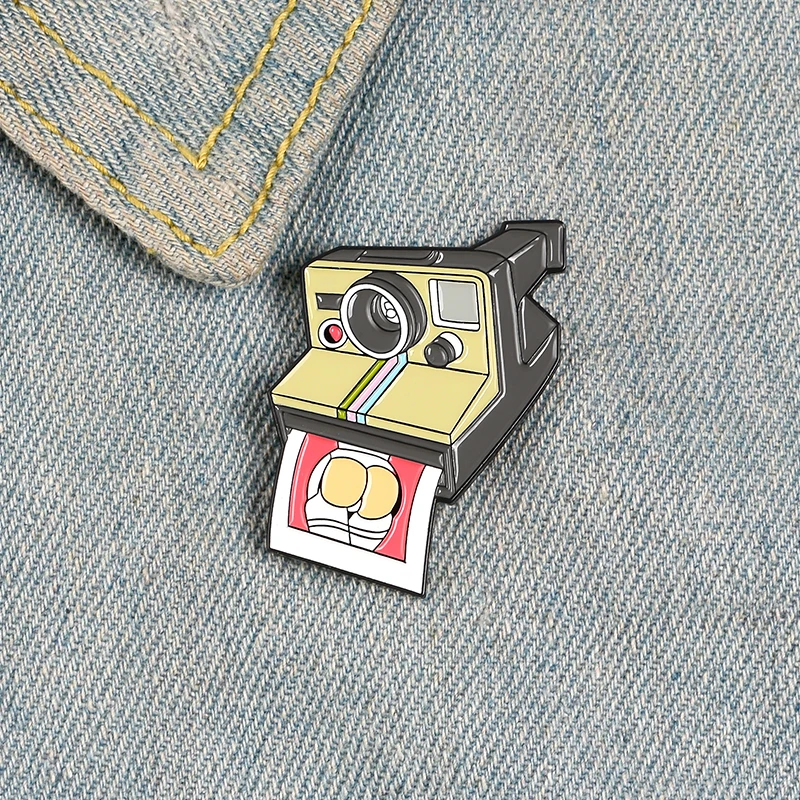 Камера Видеокамера Эмалевая булавка Фото камеры Polaroid Интересная брошь Значок фотографа ювелирные изделия на заказ Булавка на лацкане Подарки мужчинам