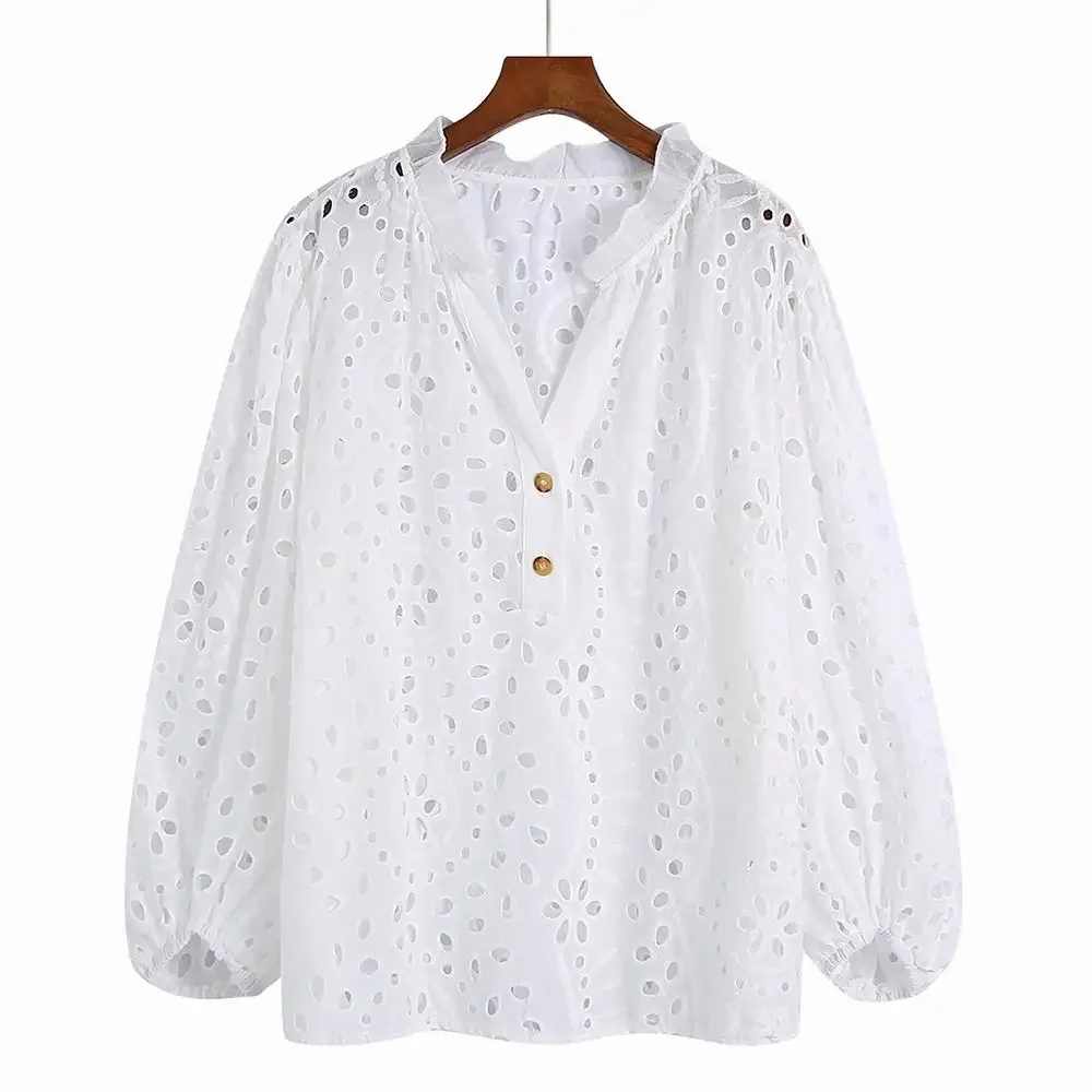 Белая блузка Кружевная рубашка Женская 2024 Летняя Новая одежда с открытой вышивкой Blusa, пуловер для современной девушки, верхняя одежда 2